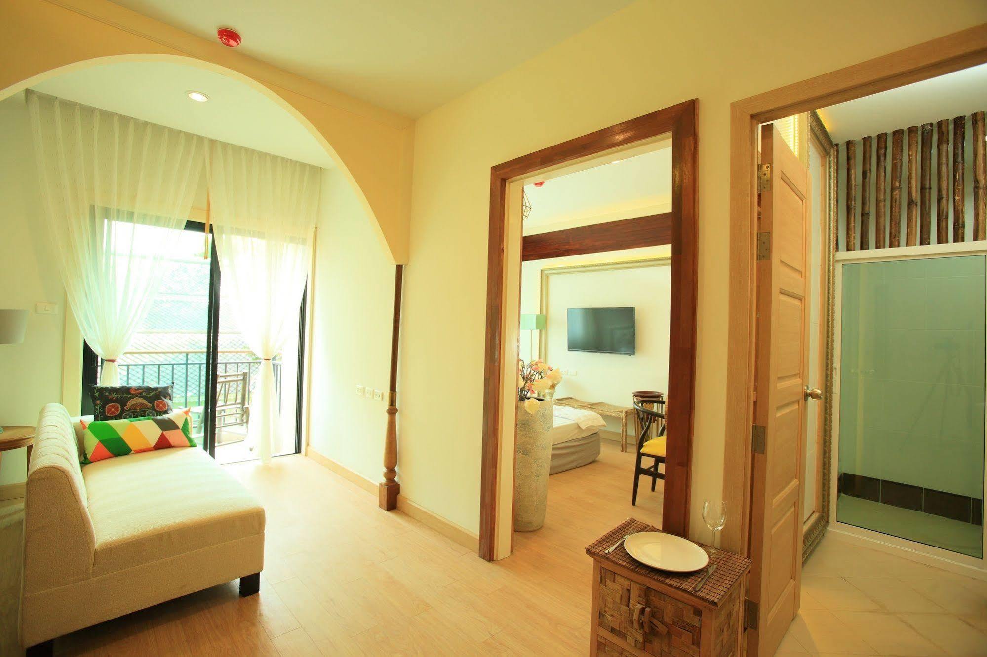 Icheck Inn Trams Square Chiang Mai Exterior foto